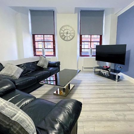Recently Refurbished Two Bedroom Apartment, Central Location! Glasgow Kültér fotó